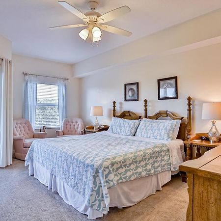 Oceanwalk Condos Bethune Beach エクステリア 写真