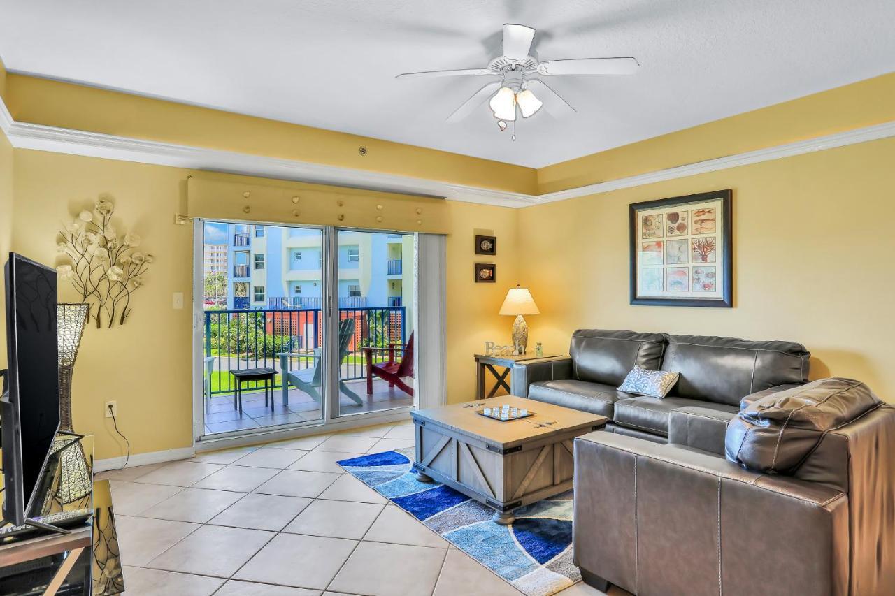 Oceanwalk Condos Bethune Beach エクステリア 写真