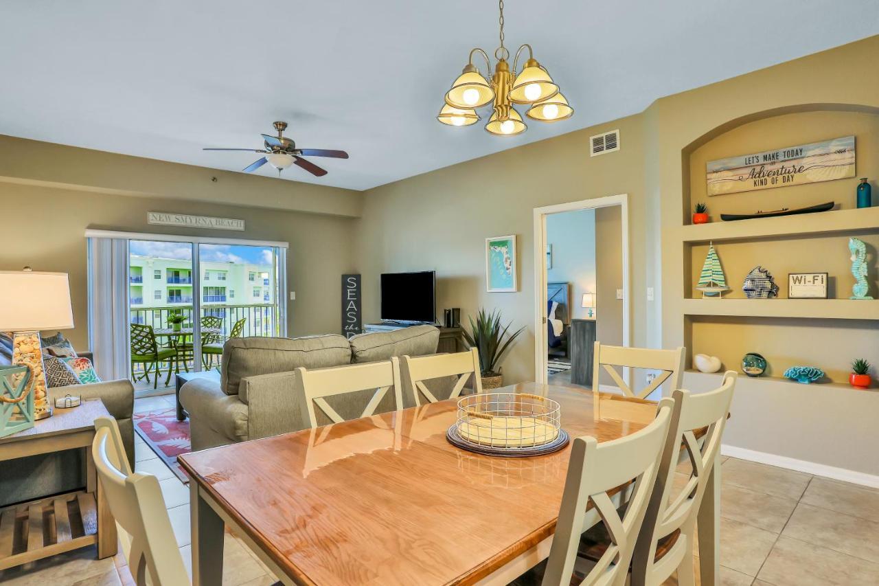 Oceanwalk Condos Bethune Beach エクステリア 写真