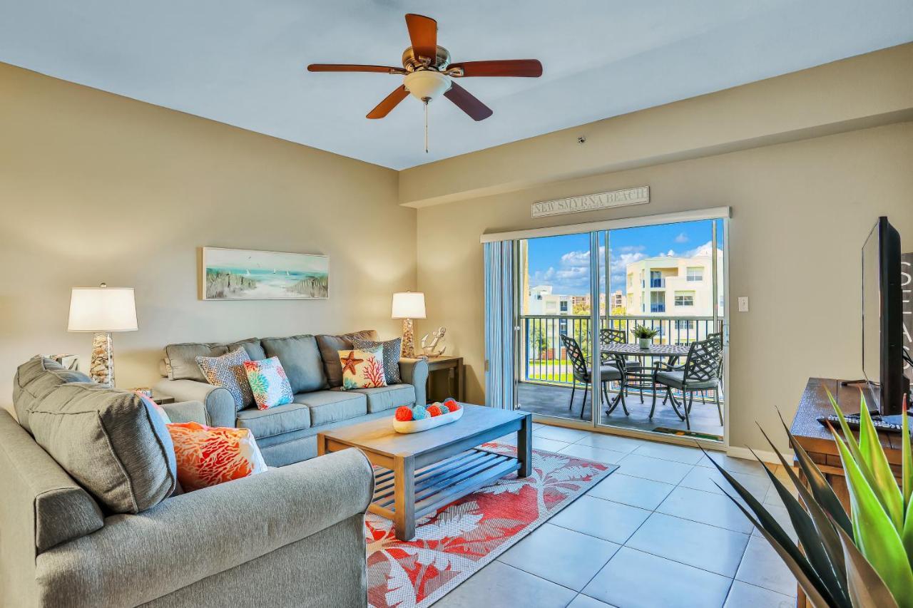 Oceanwalk Condos Bethune Beach エクステリア 写真