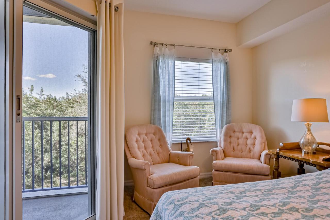 Oceanwalk Condos Bethune Beach エクステリア 写真