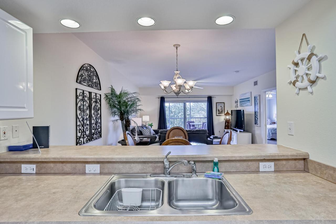 Oceanwalk Condos Bethune Beach エクステリア 写真