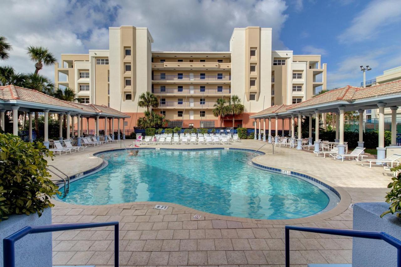 Oceanwalk Condos Bethune Beach エクステリア 写真